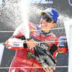 Marc Marquez merayakan kemenangan MotoGP Hungaria 2026 setelah meraih kemenangan Grand Prix ke-100