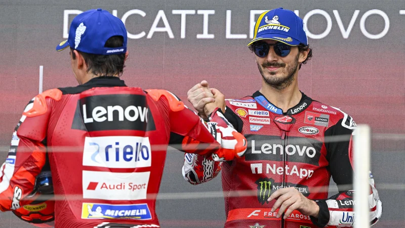 Marc Marquez dan Pecco Bagnaia bersama Ducati Lenovo di MotoGP 2026