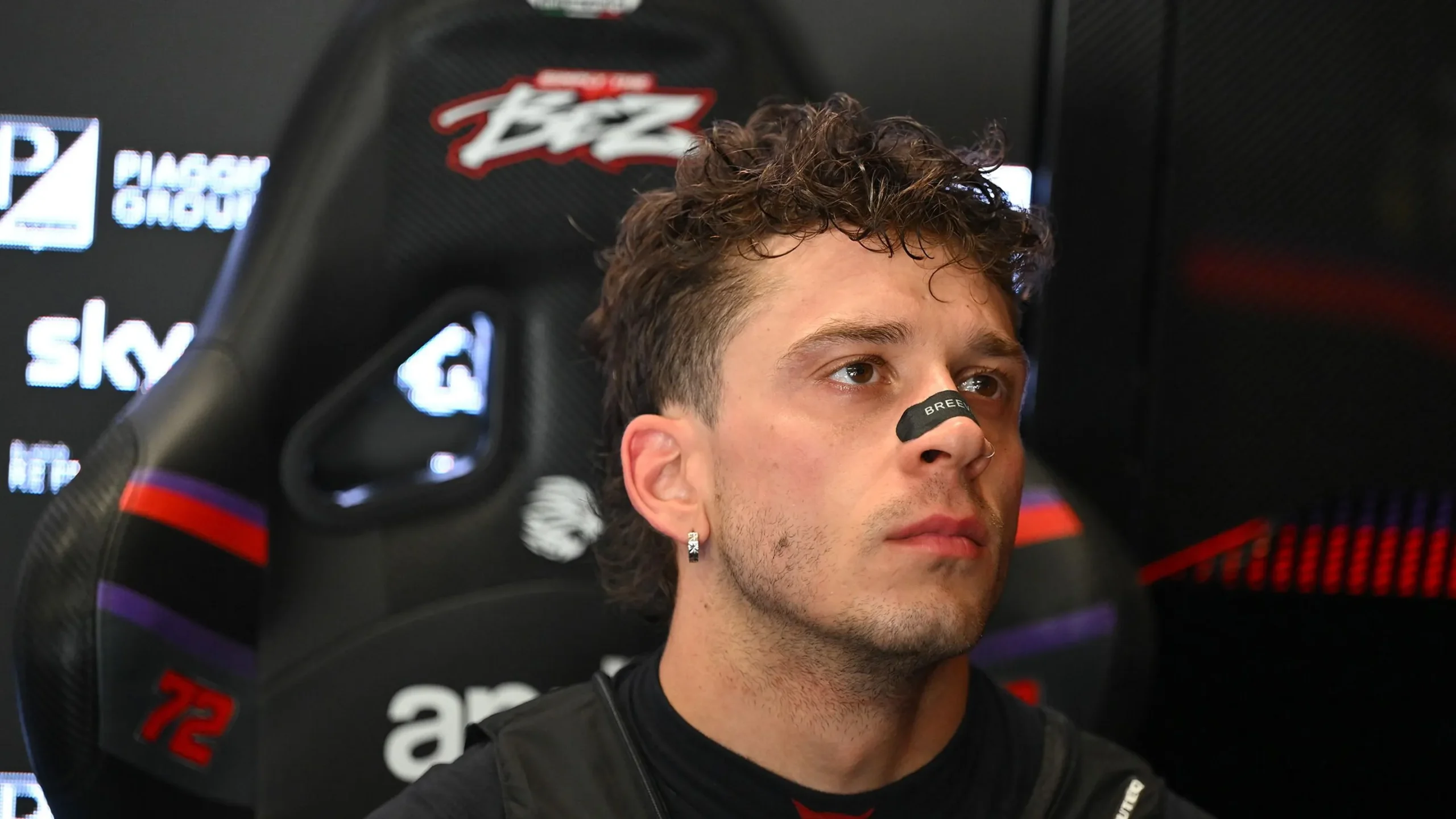 Marco Bezzecchi di garasi Aprilia setelah crash MotoGP Belanda 2026