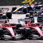 Charles Leclerc dan Lewis Hamilton bertarung pada lap pertama F1 GP Italia 2026 di Monza
