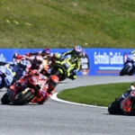 Pedro Acosta memimpin rombongan dalam Sprint MotoGP Austria 2026