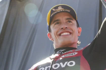 Marc Marquez merayakan kemenangan MotoGP Aragon 2026 di MotorLand Aragon